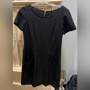 Vince Camuto black dress with front pockets
